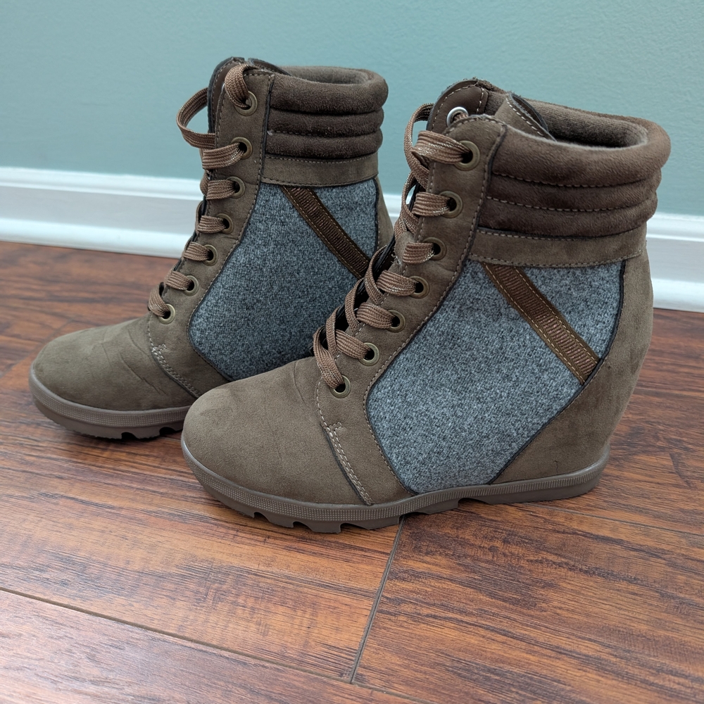 Serra Wedge Booties
